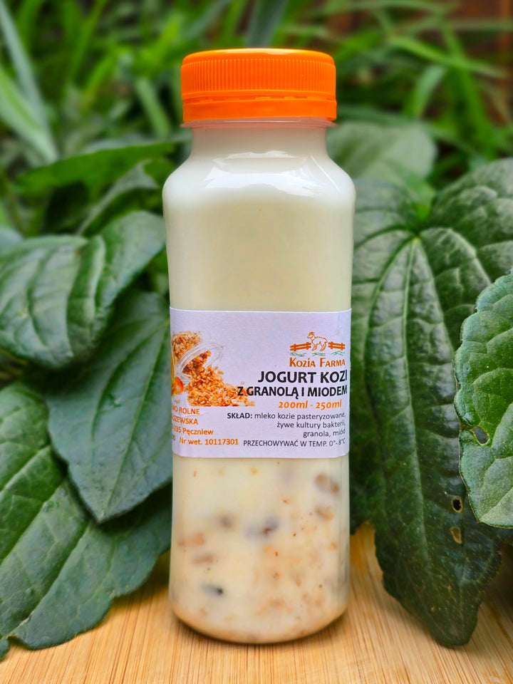 Jogurt kozi naturalny z granolą 250 ml